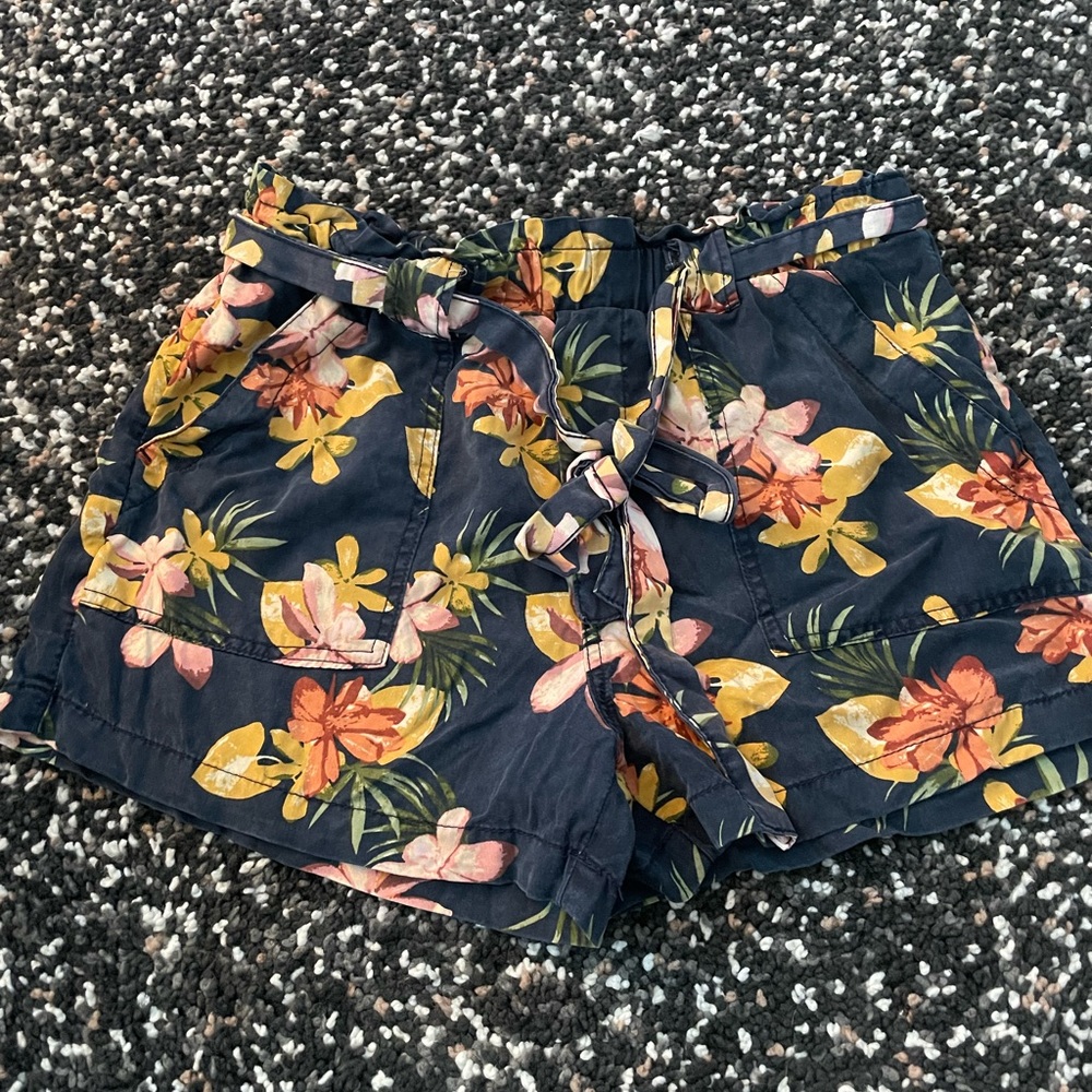 Women shorts